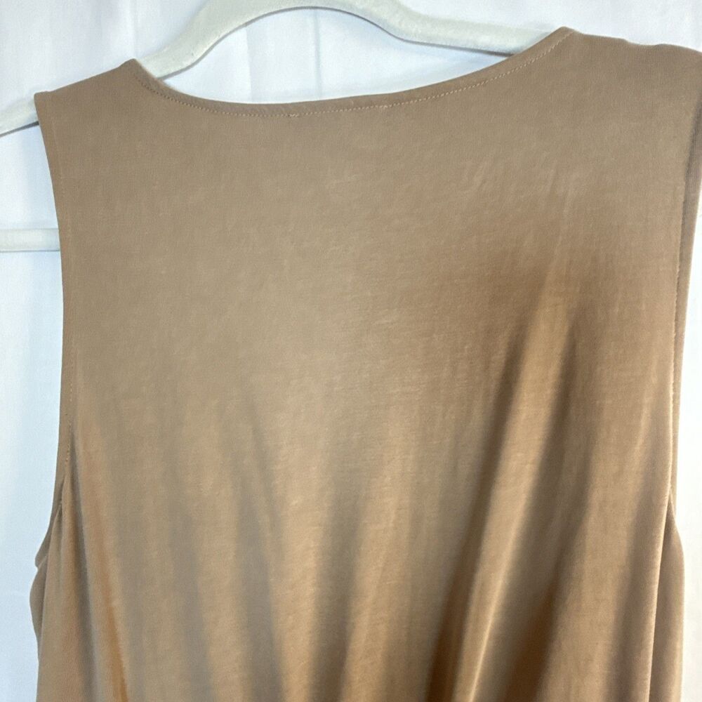 Express Light Brown Plunge Neck Wide Leg Belted Jumpsuit Size Medium Preowned - Picture 14 of 14